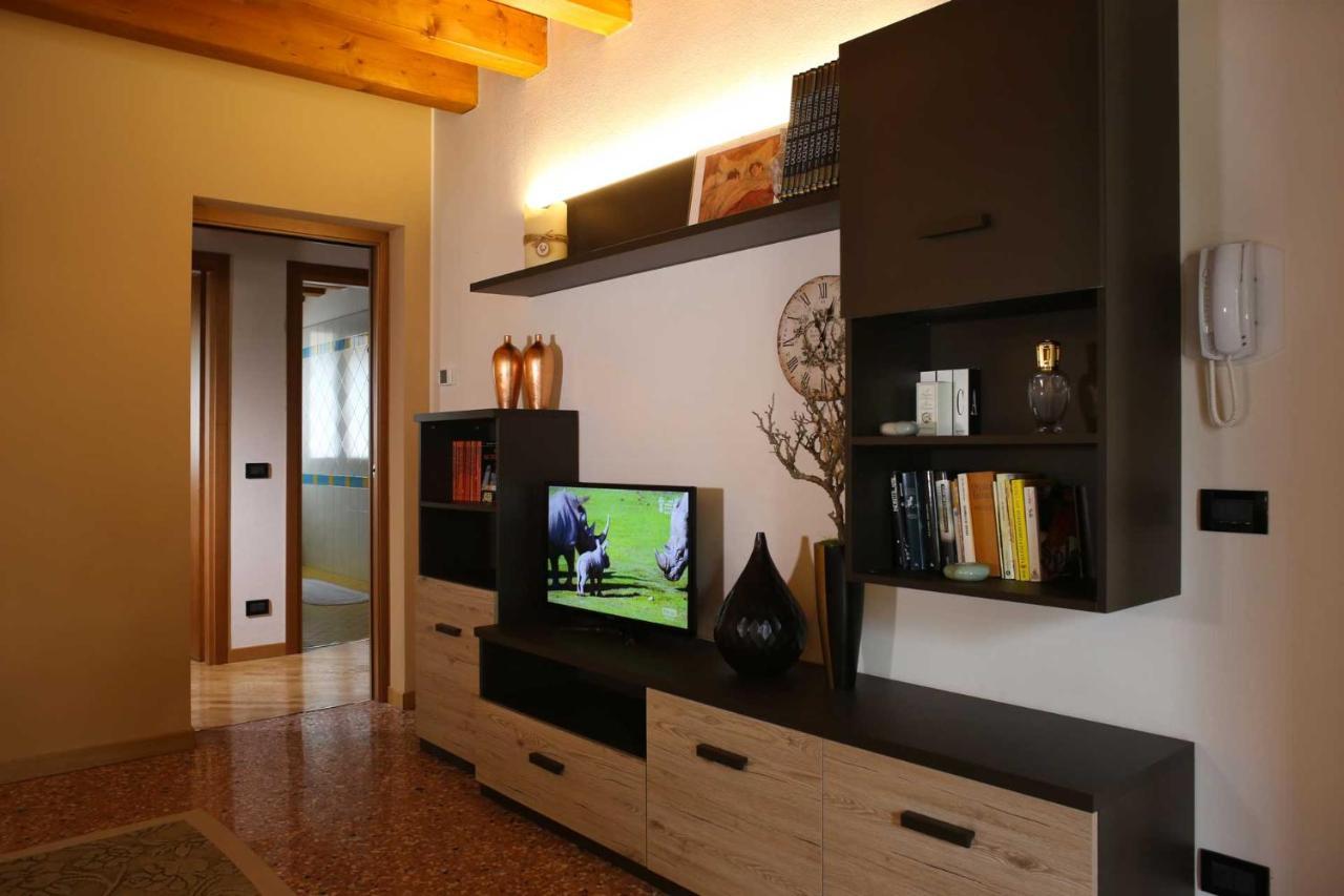Villa Tiziano Residence Rosa Екстер'єр фото